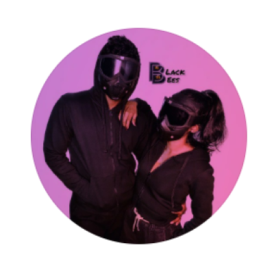 Blackbees Couple